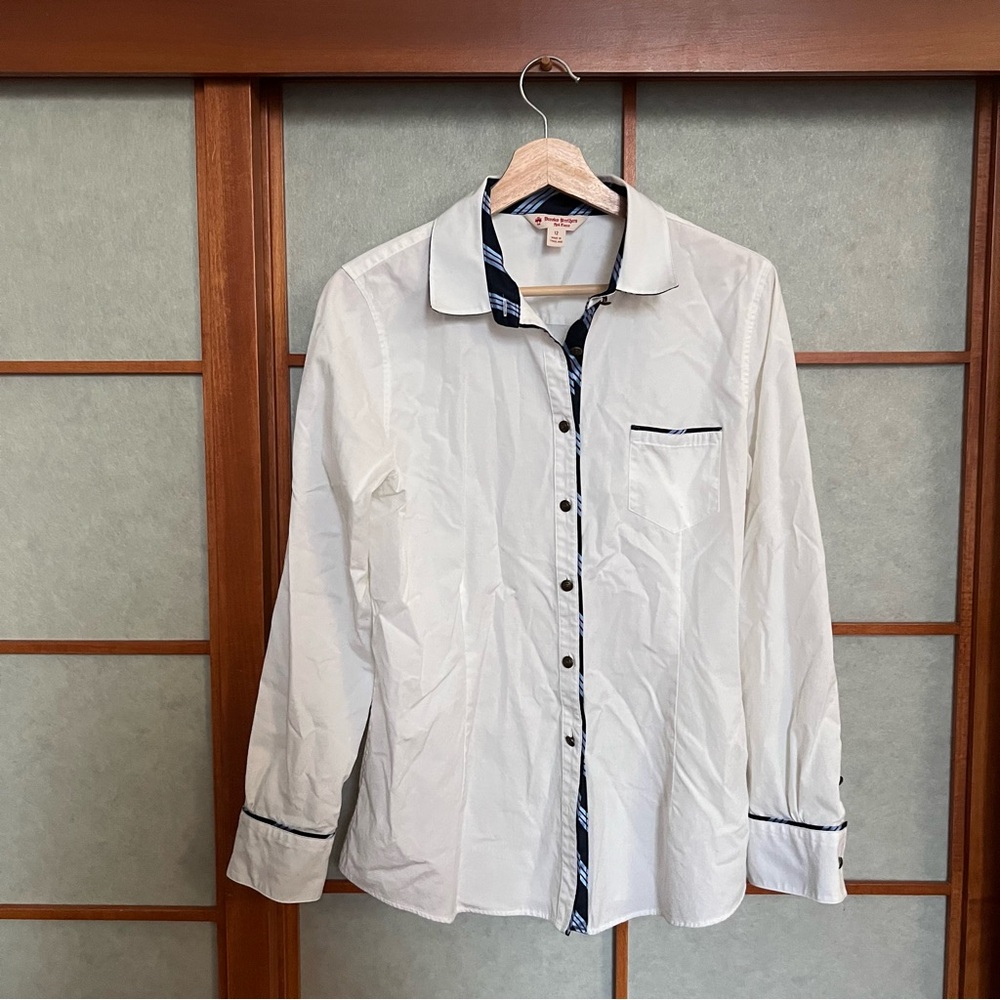 Brooks Brothers White Button-Up Shirt with Black Trim